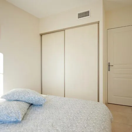 Modern Near The Sea With Balcony Aigues-Mortes